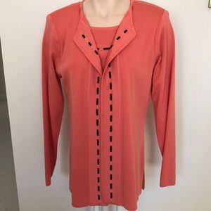 Exclusively Misook Coral with Black Accents She’ll and Cardigan Set, Small